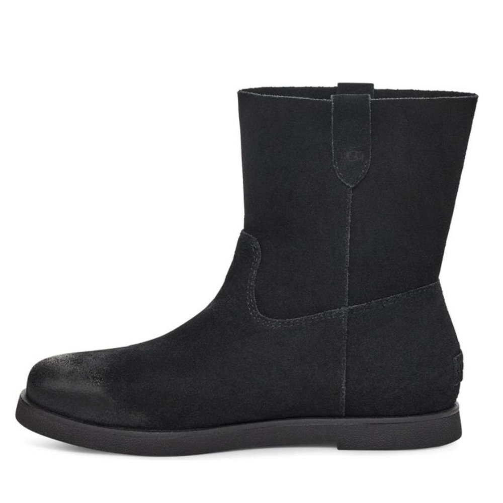 UGG Boot - Picture 4 of 16